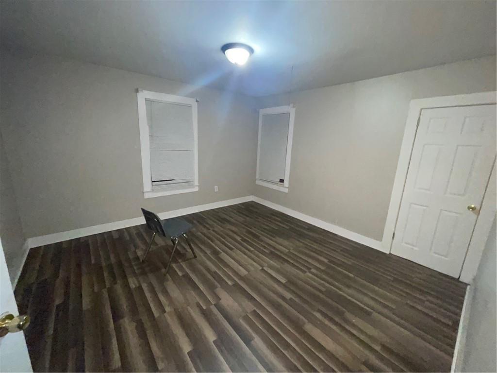 4236 Delaware St – photo 4