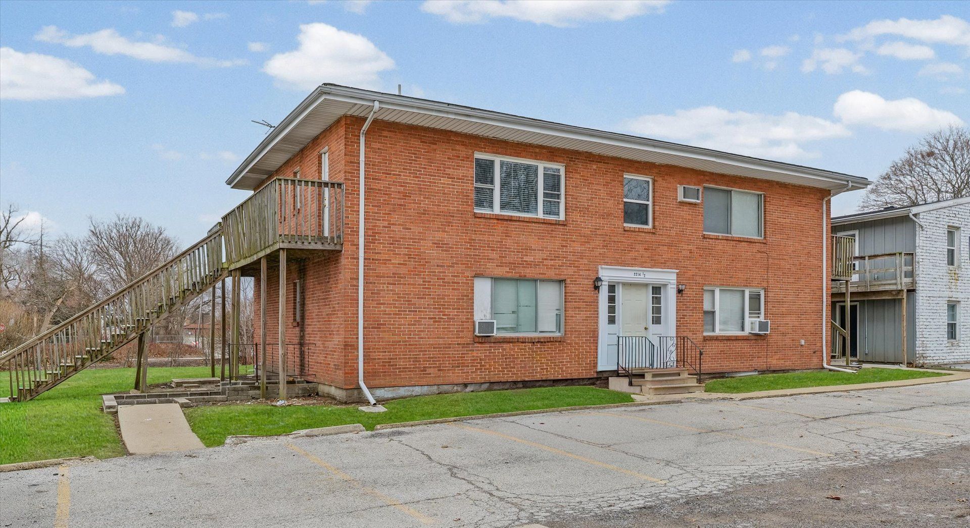 2214 1/2 Peirce Ave unit 1 – photo 4