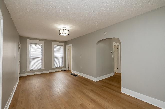 2811 Woodbridge Ave – photo 4