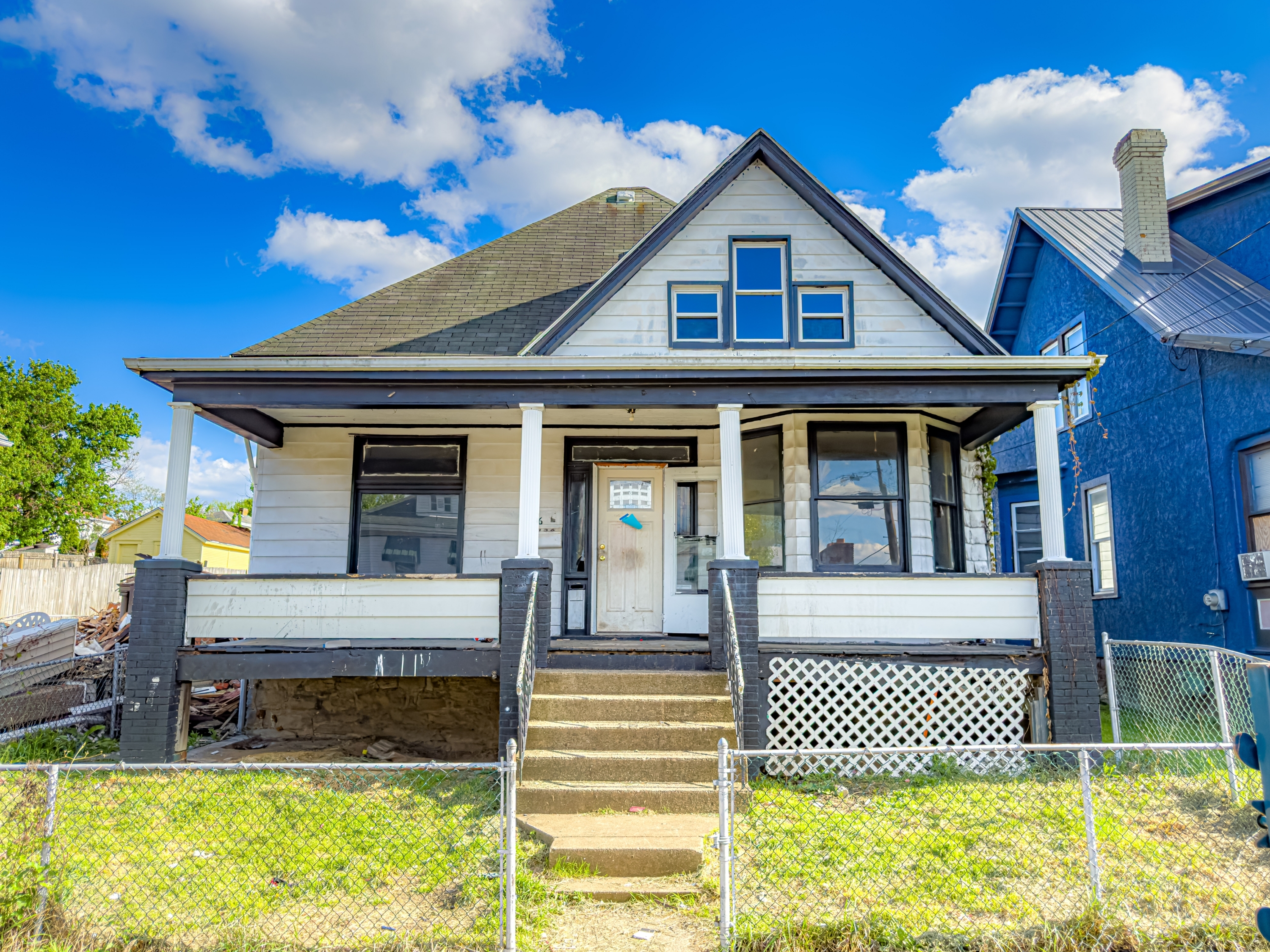 1136 Reservoir Ave – photo 1