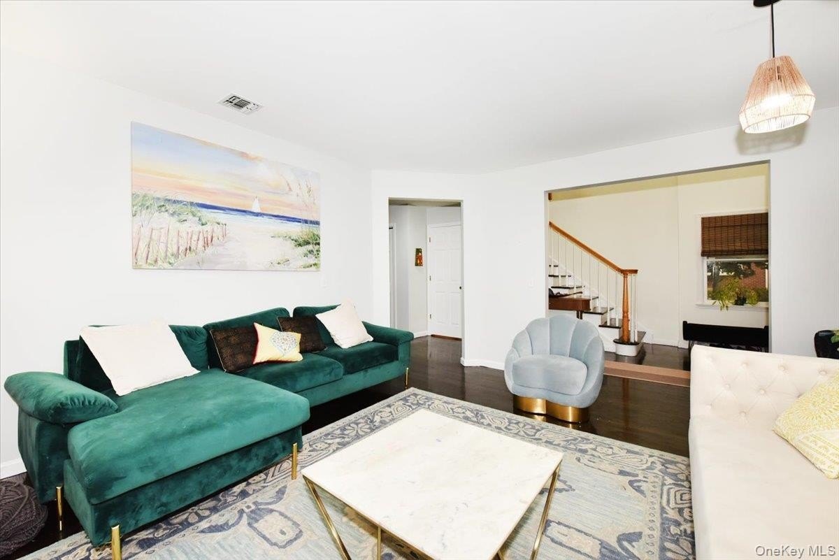 109 Charles St – photo 4