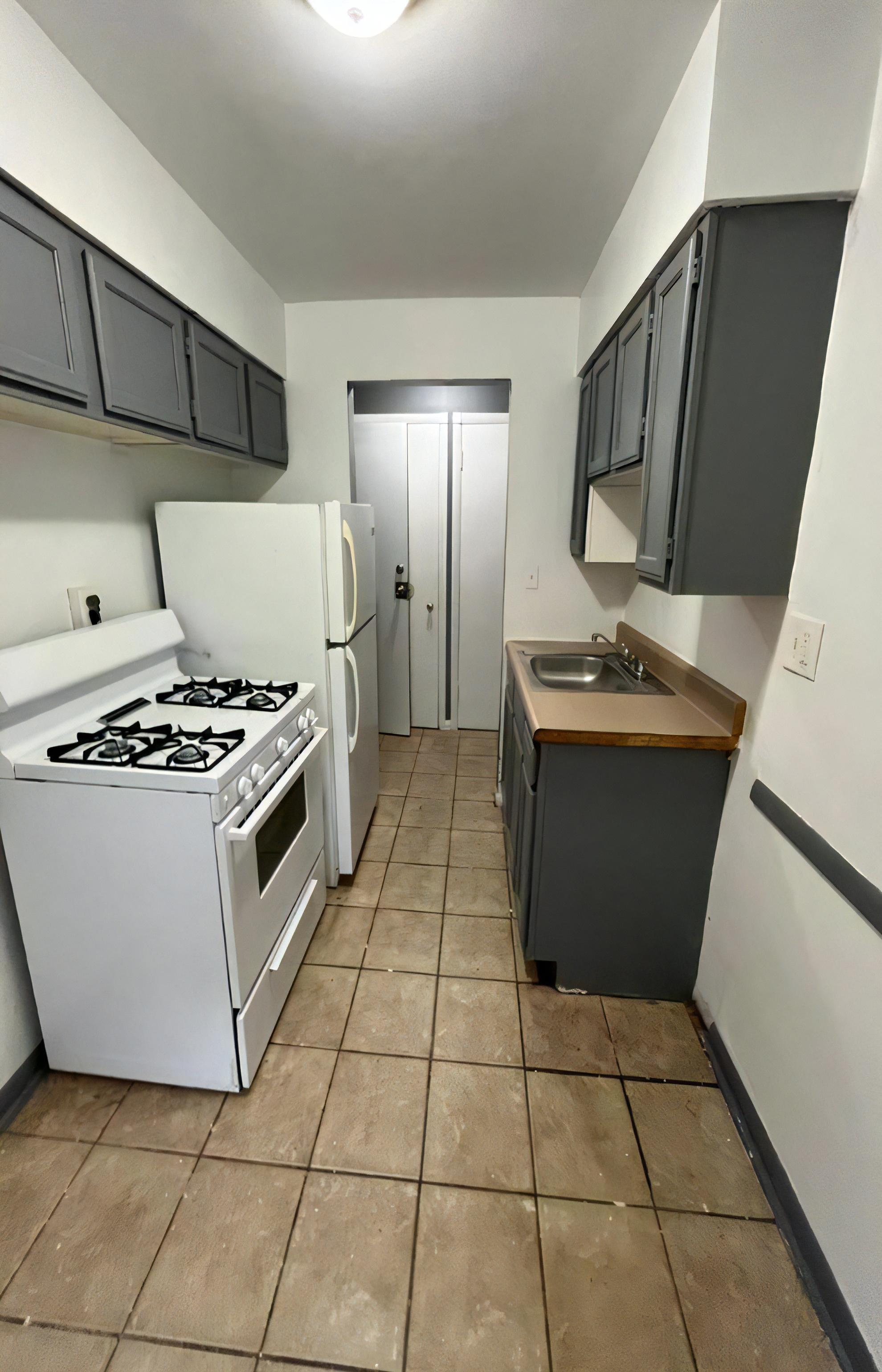 15985 Nelacrest Rd – photo 4