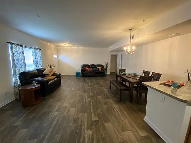 Sunnyside Apartments – photo 4
