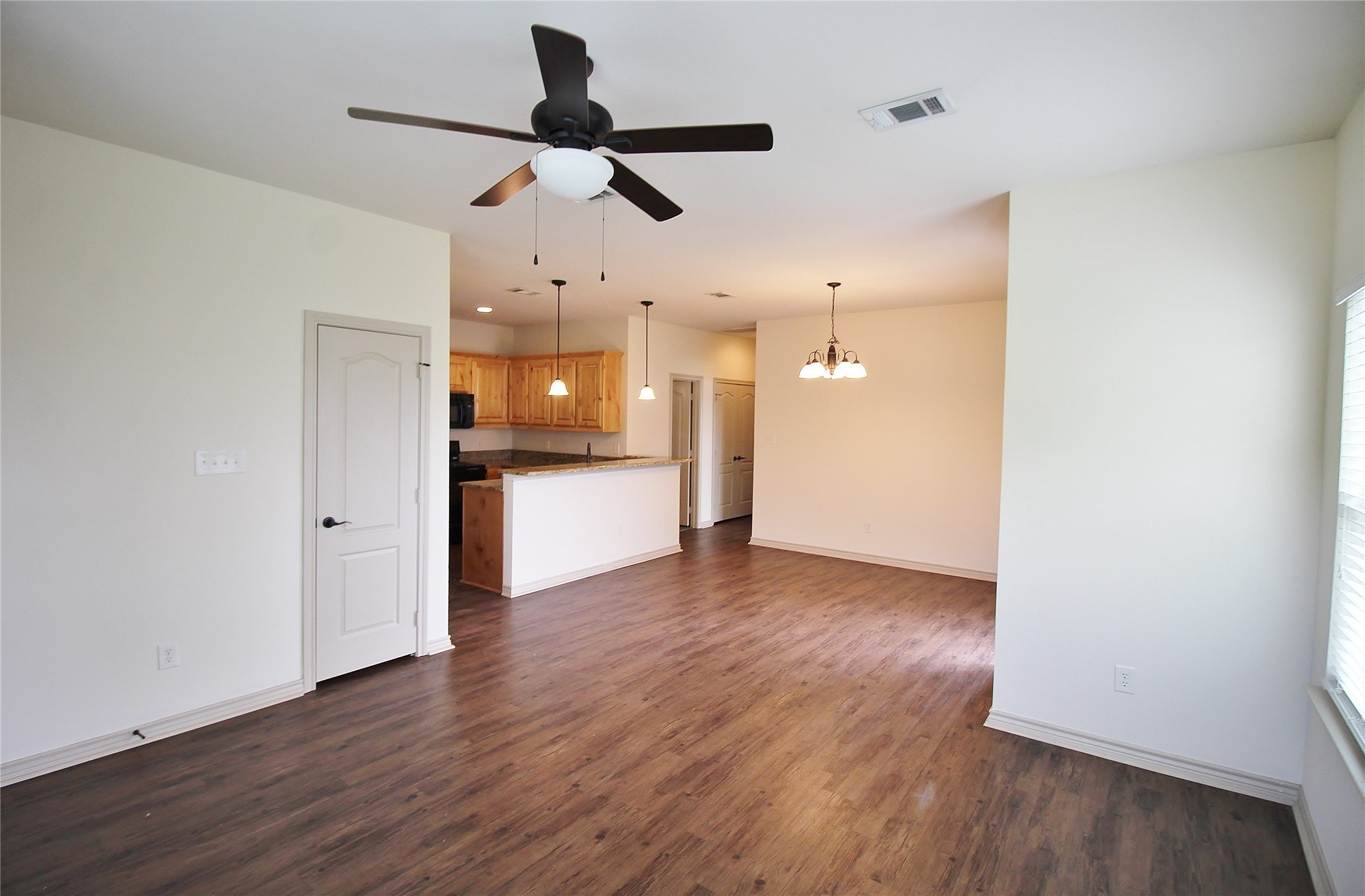 112 Bridle Ct – photo 4
