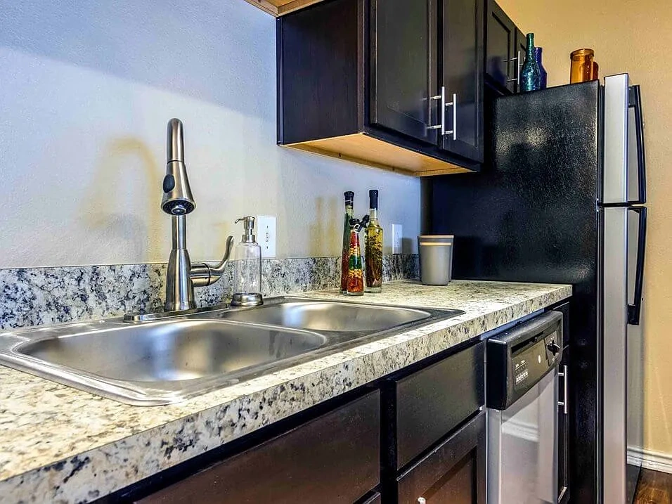 Summer Brook Apartments – photo 5