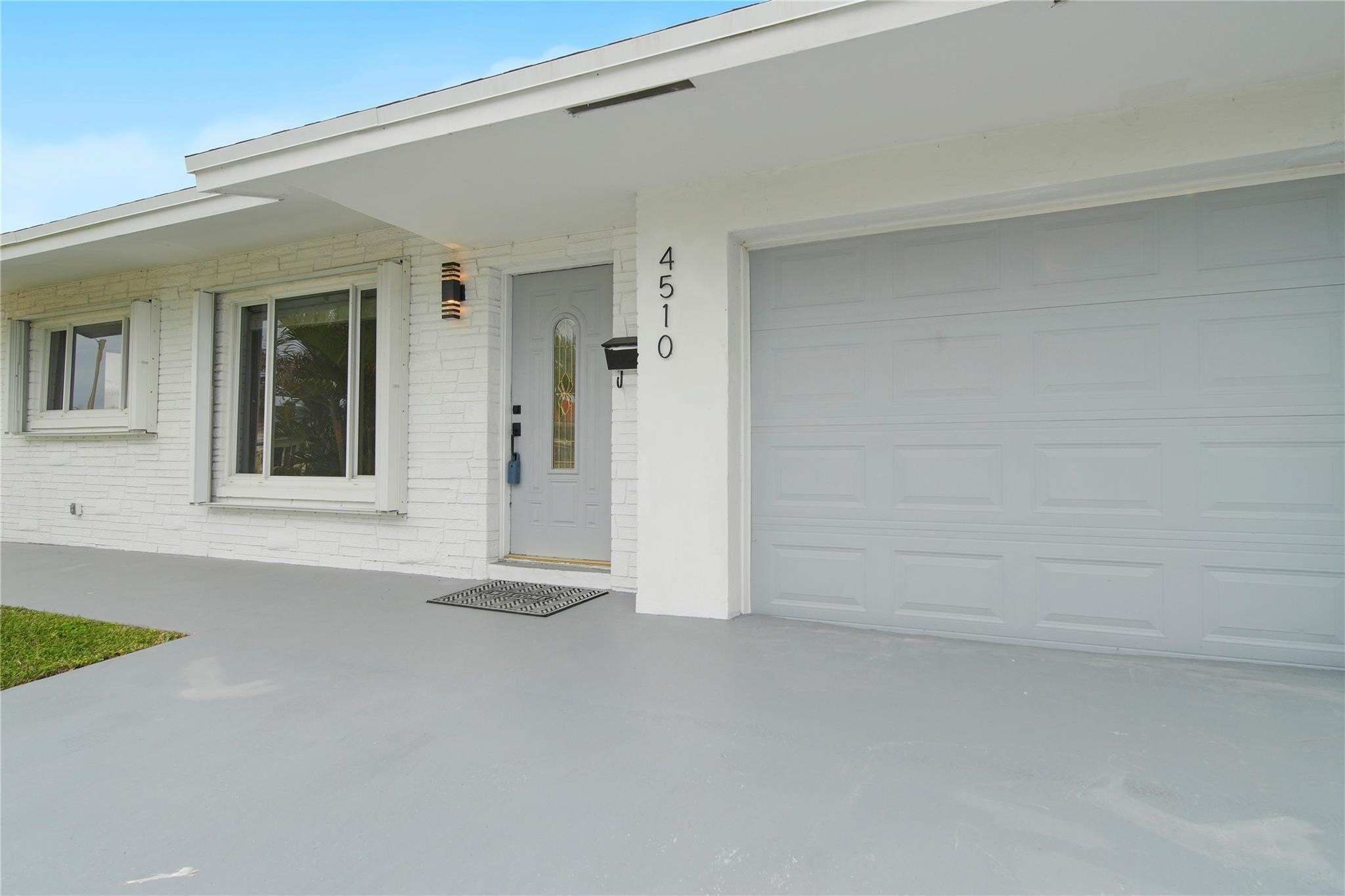 4510 NW 49th Dr – photo 2