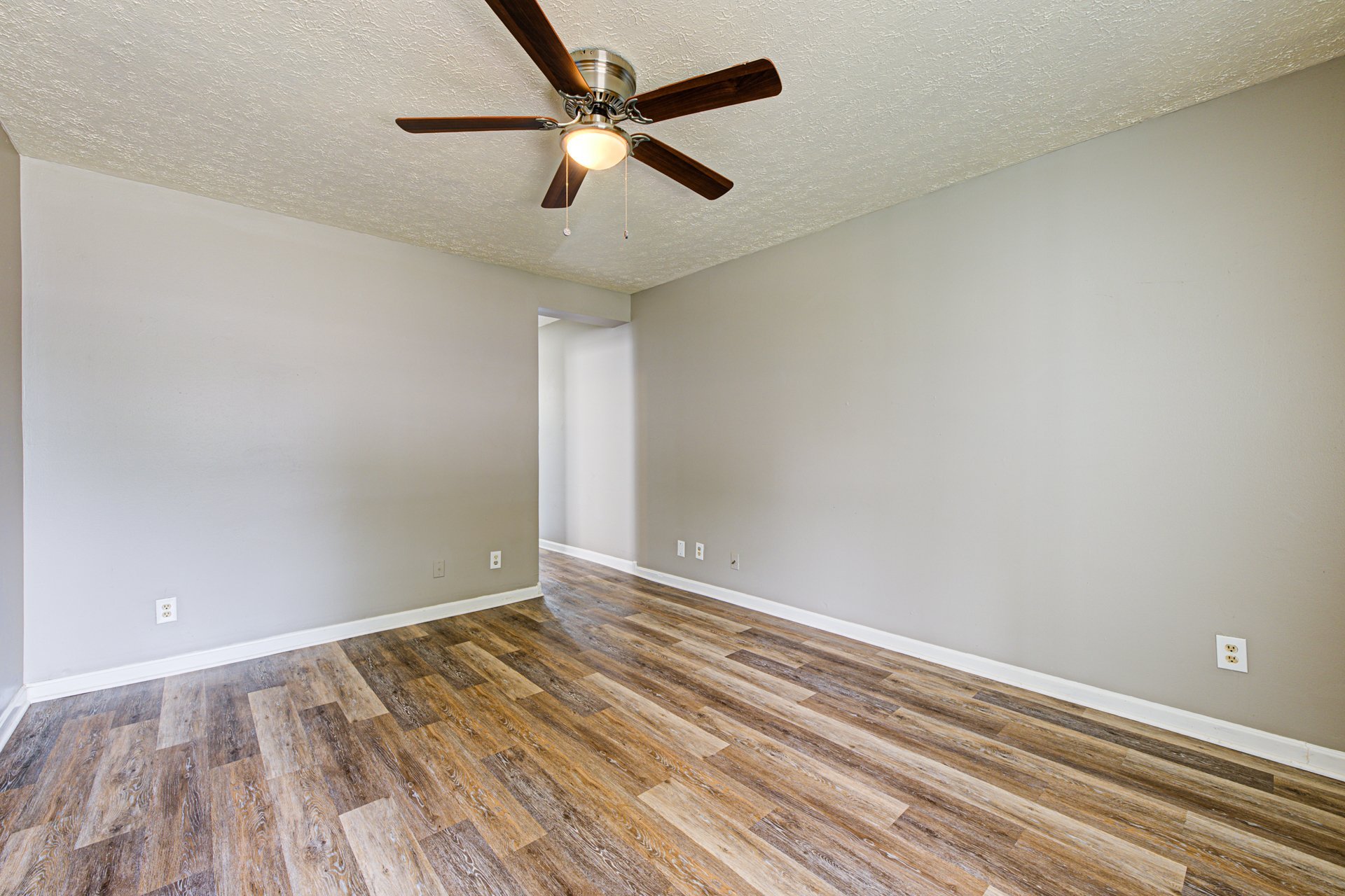 1307 E Market St unit 1 – photo 3