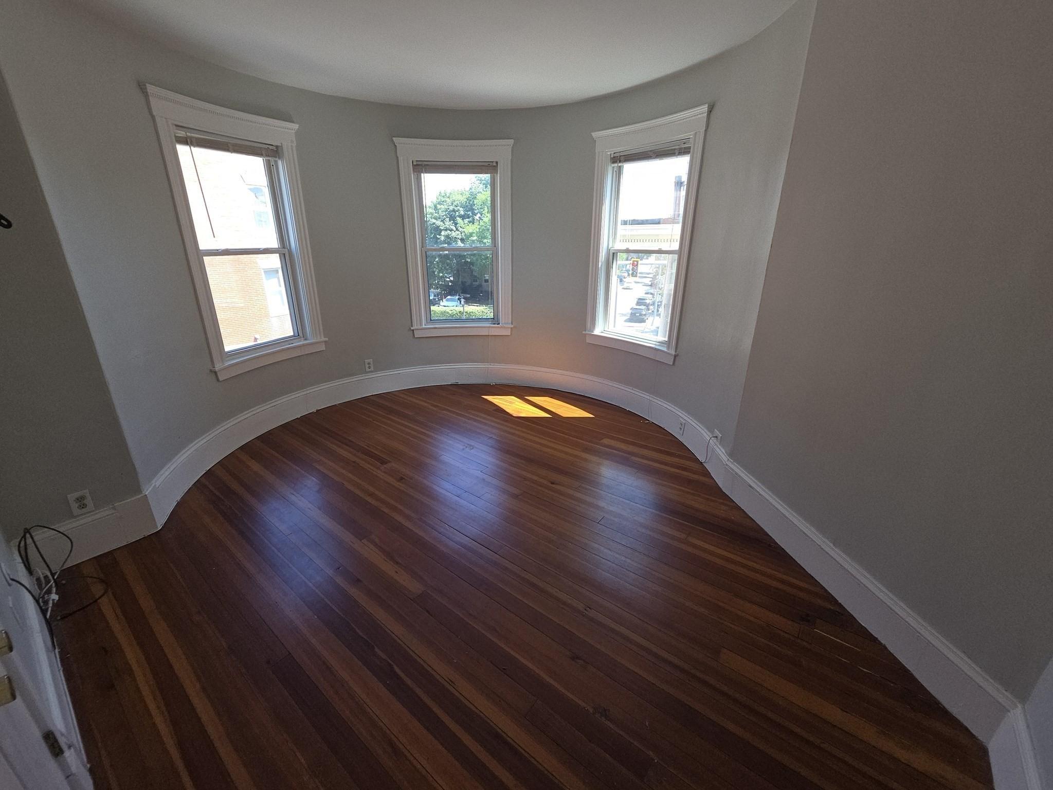 6 Sawyer Ave unit 2 – photo 5
