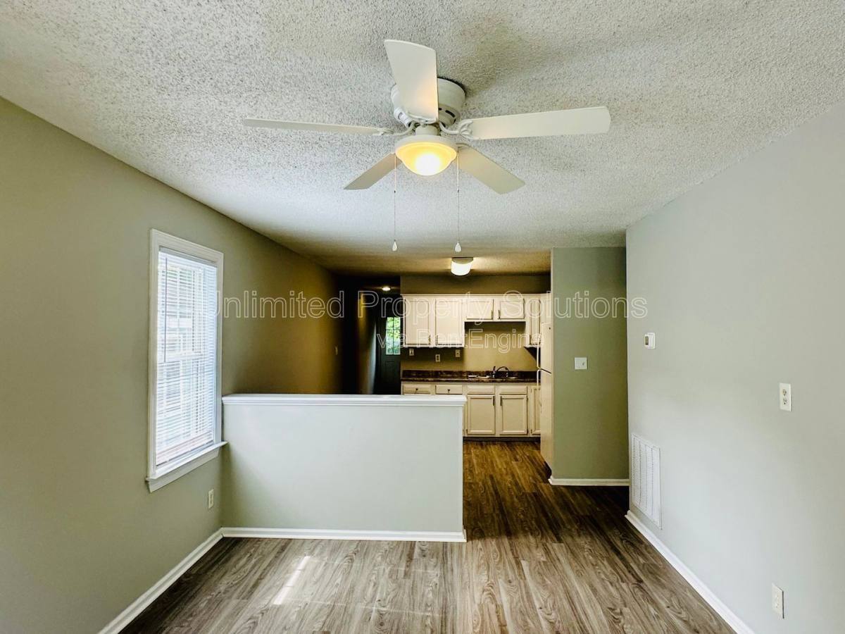 1404 Church St – photo 4