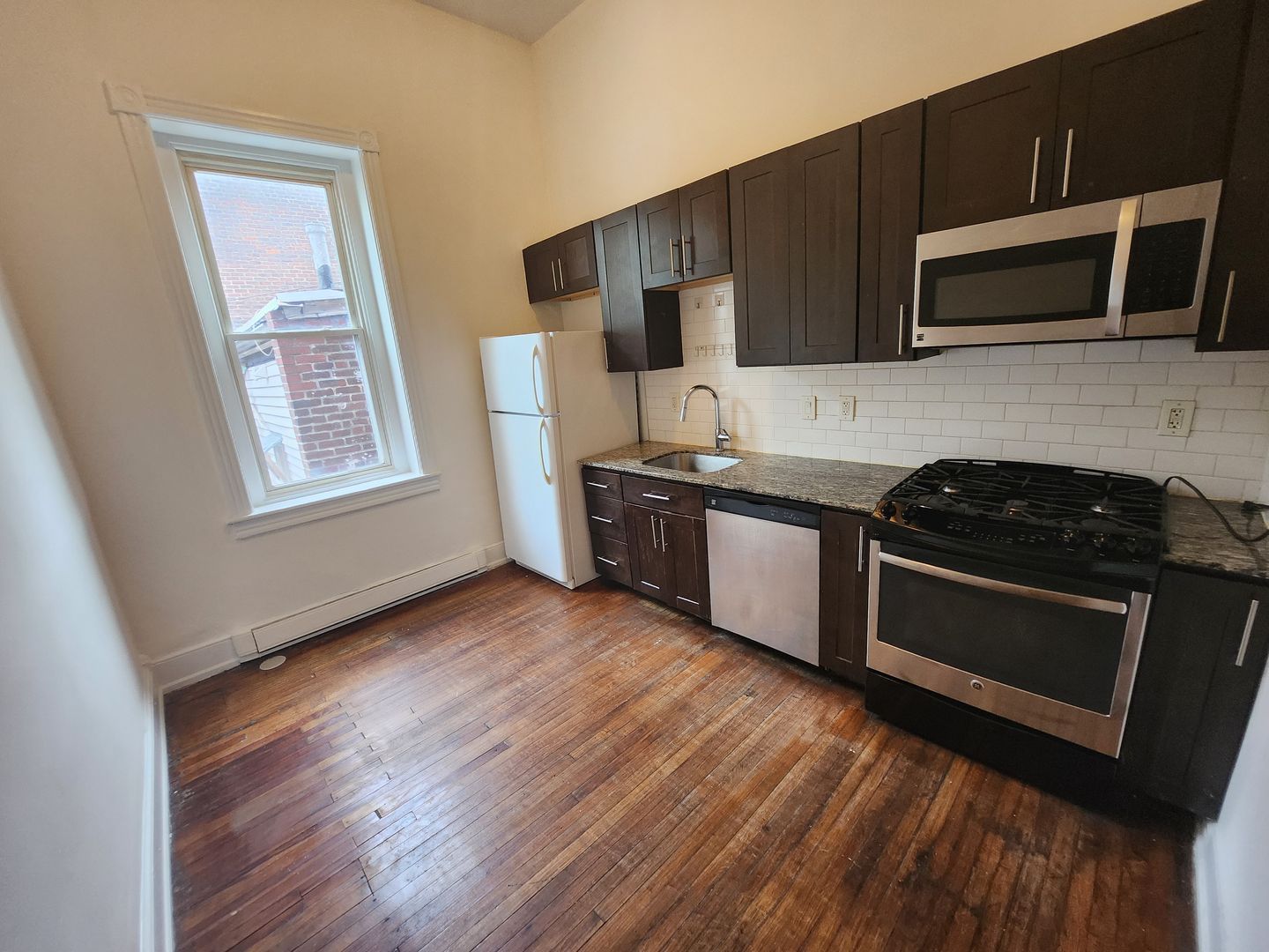 115 N Eighth St unit 115-9 – photo 1