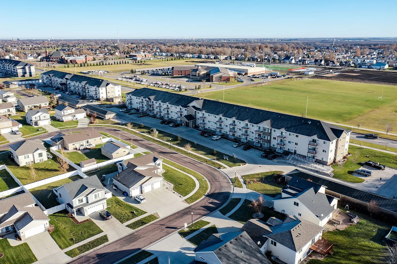 Eaglebrook at Prairie Grove Apartments – photo 2