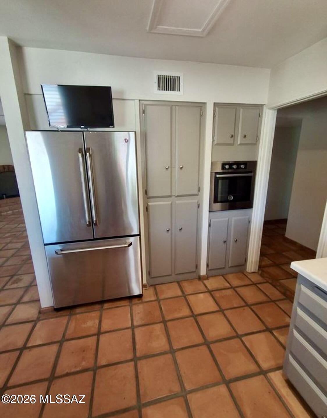 125 E Los Arcos – photo 4