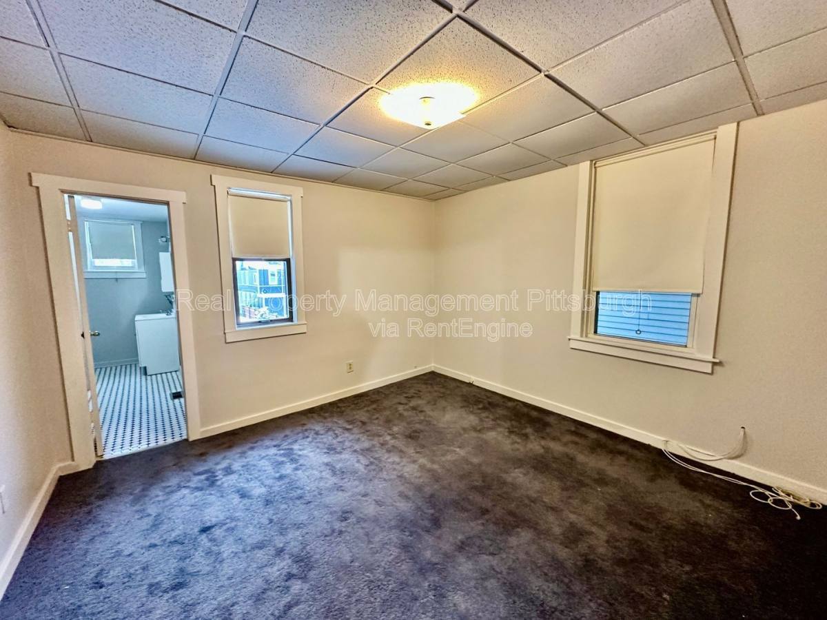 126 Earl St – photo 5