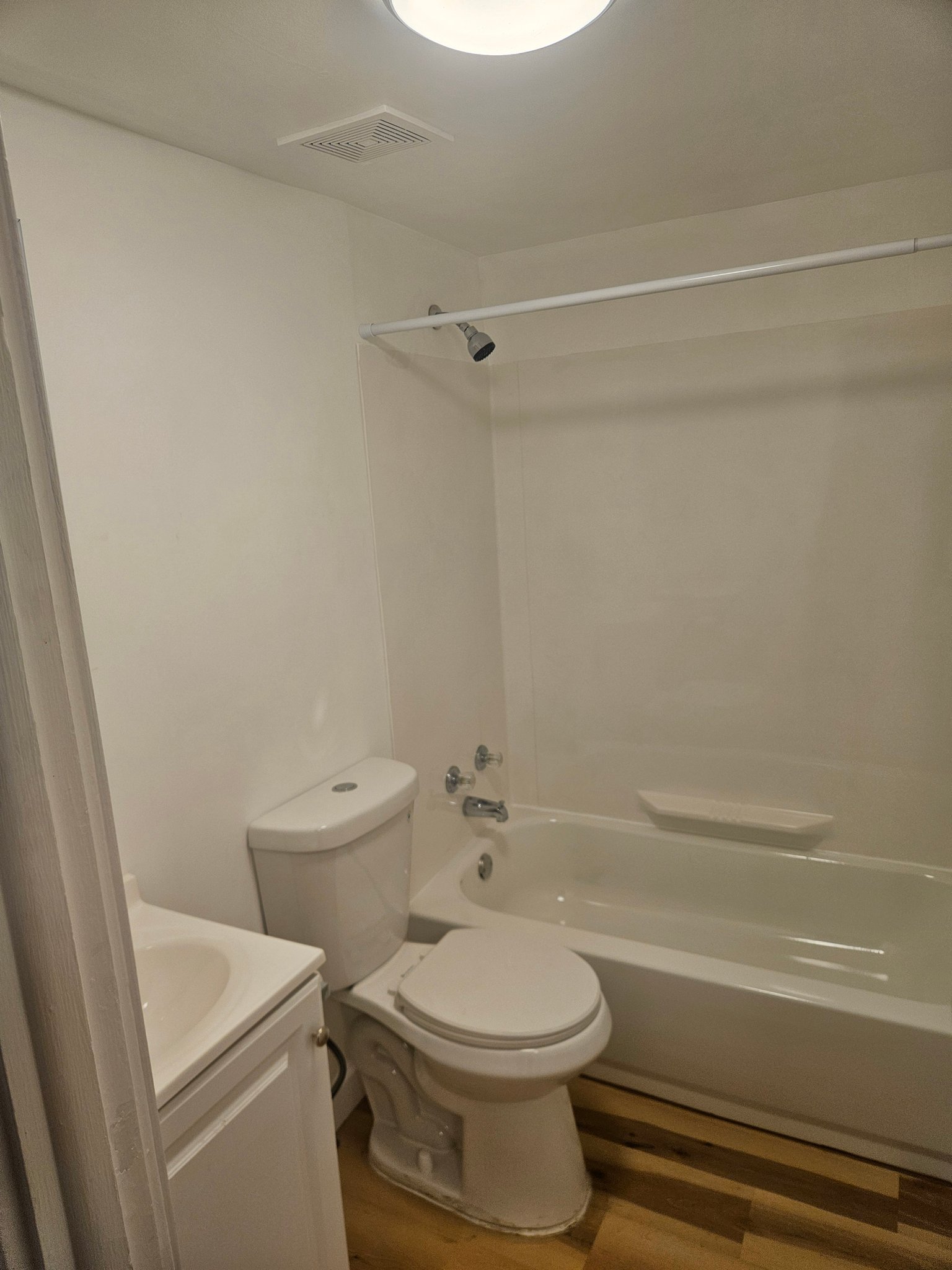 1216 Vine St unit 1 – photo 4