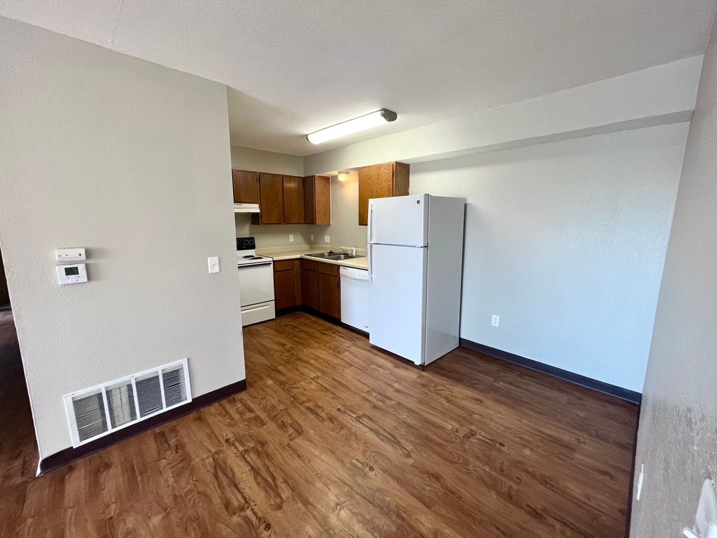 901 Hackberry St – photo 5