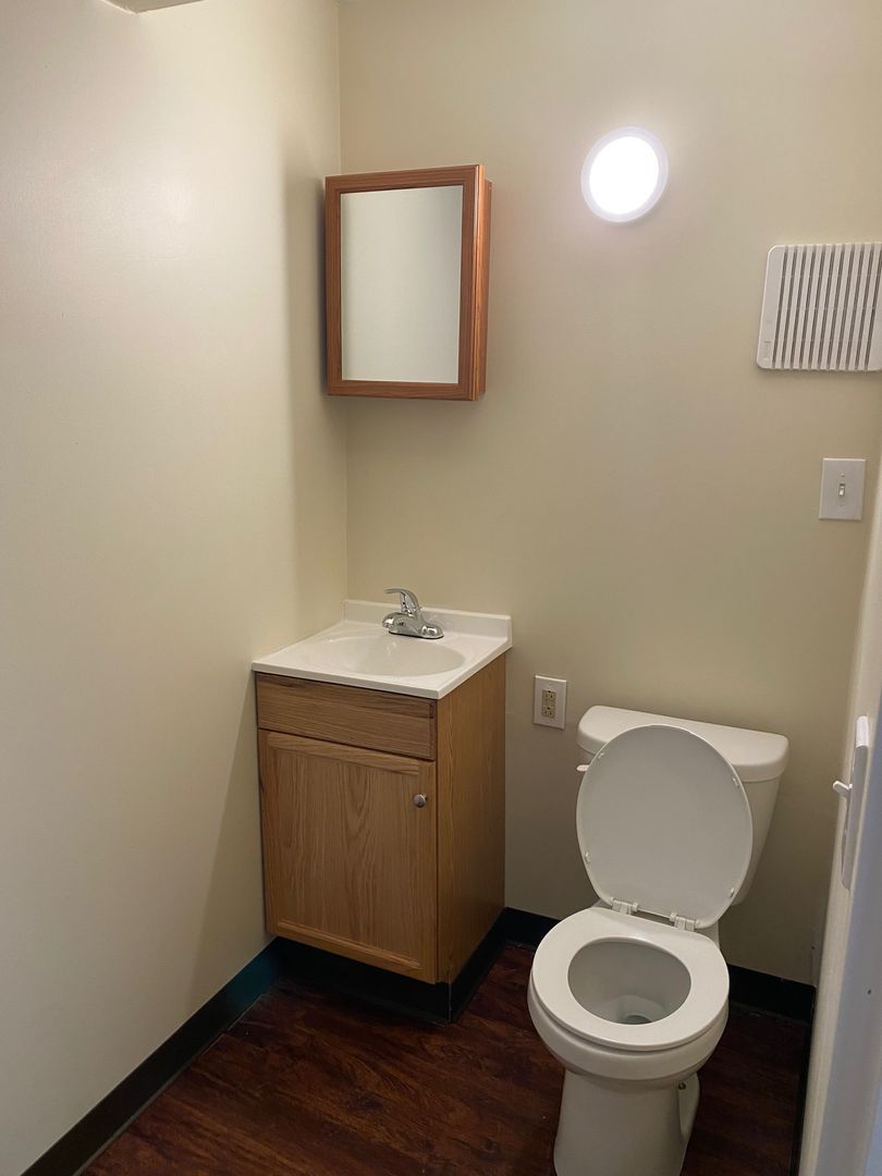 706 N Ward Ave – photo 5