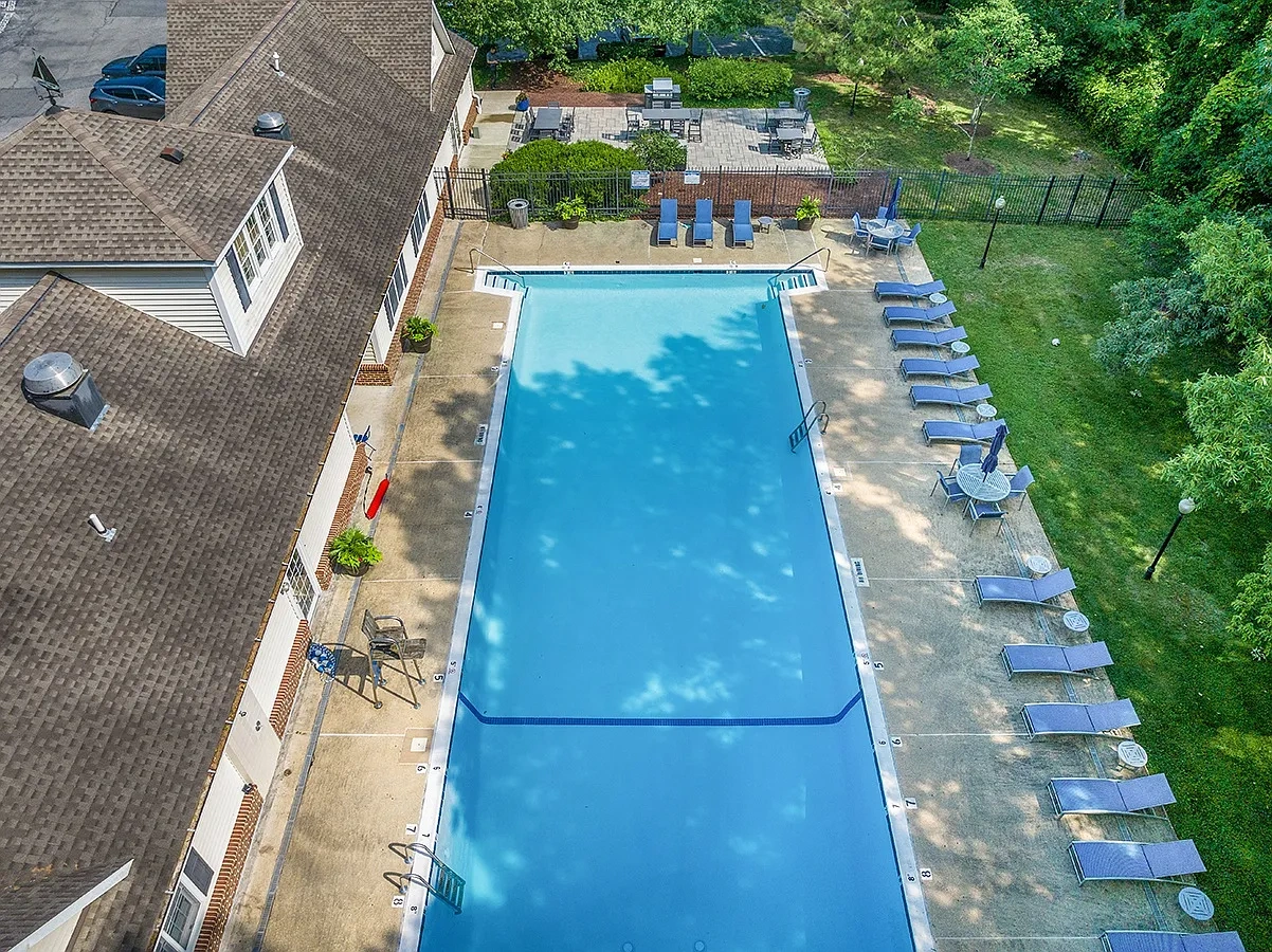 Spa Cove Apartments – photo 1