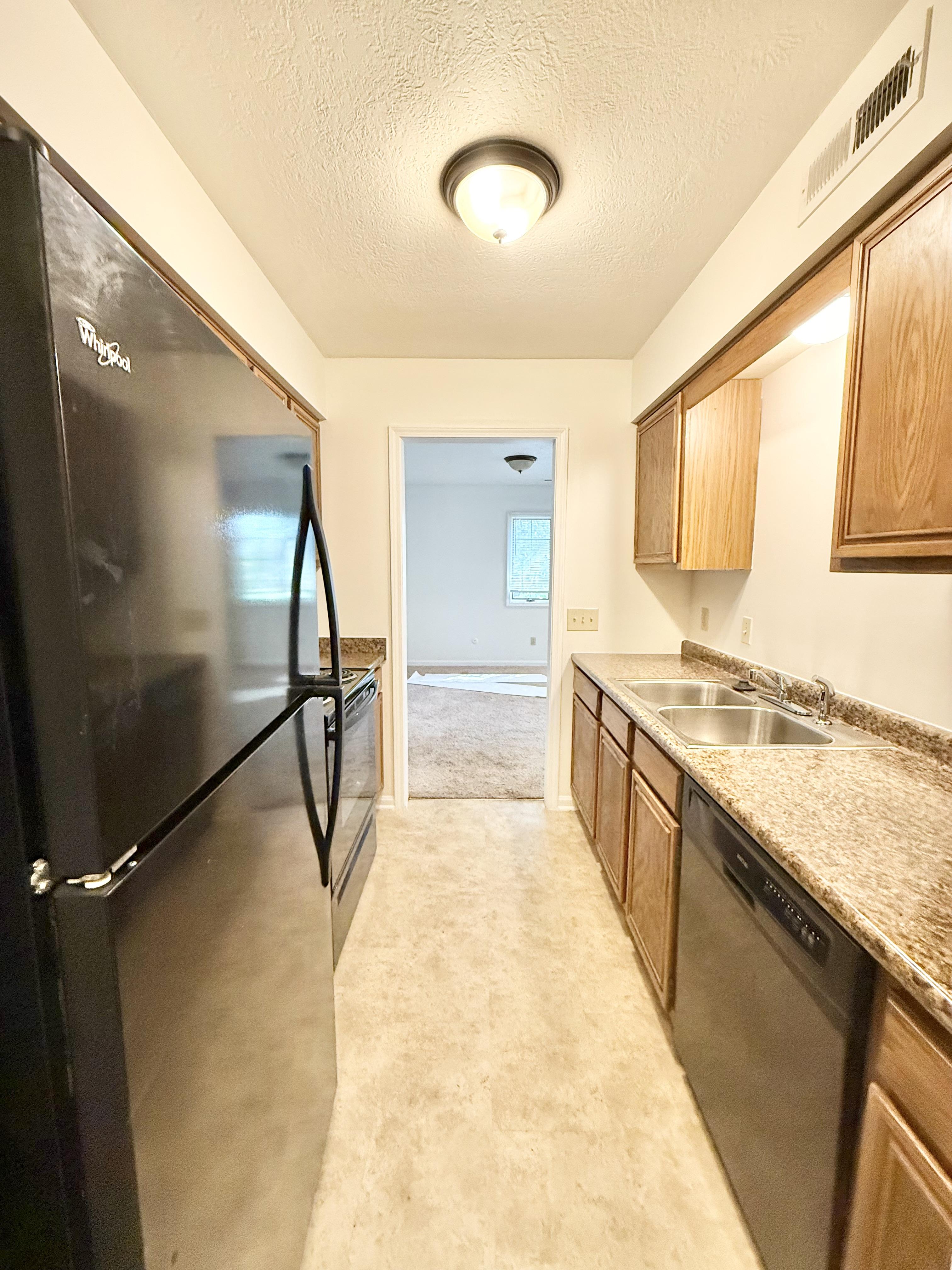 408 W Maple St unit B – photo 4