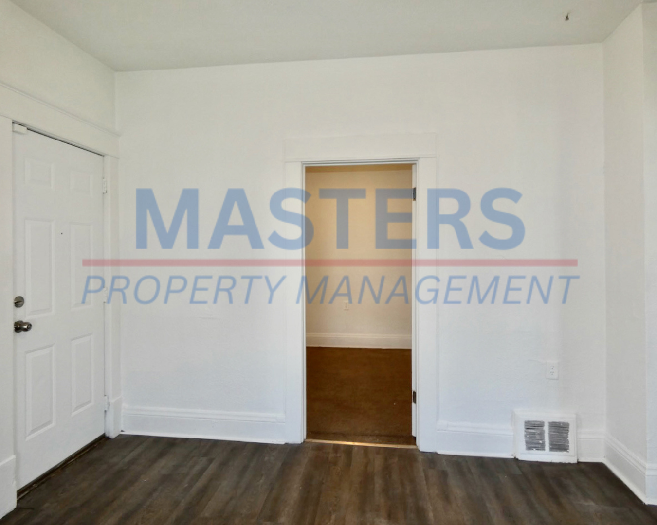 420 Everett St – photo 4