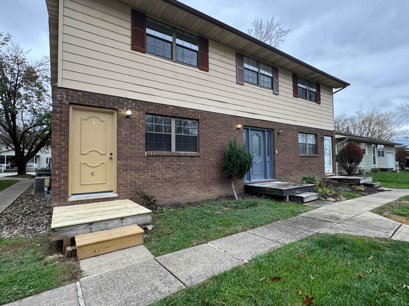 8 Garden Ln unit C – photo 1