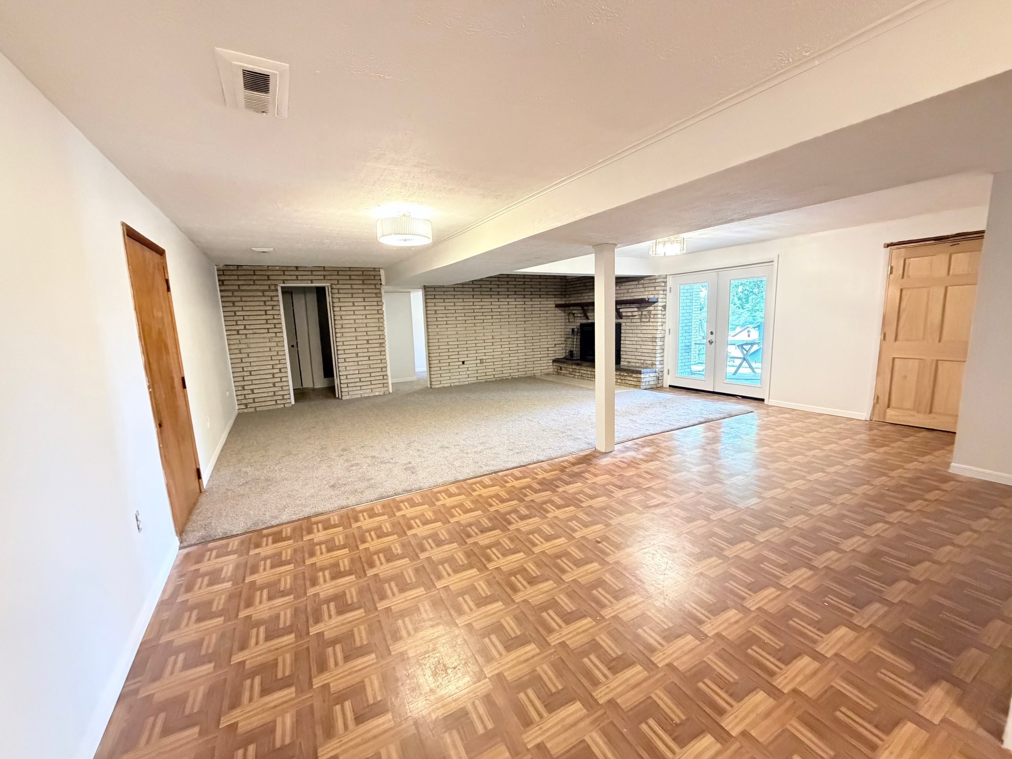 410 5th St unit Downstairs – photo 4