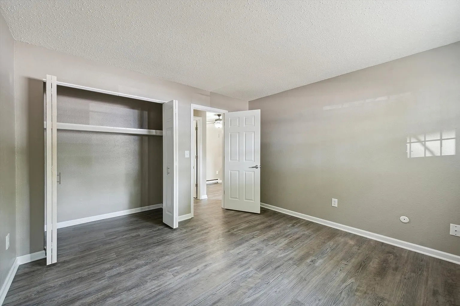 4013 Harvest Ln – photo 5
