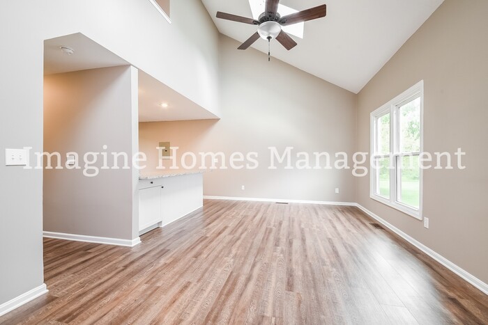 10686 Ravenna Rd unit A – photo 3