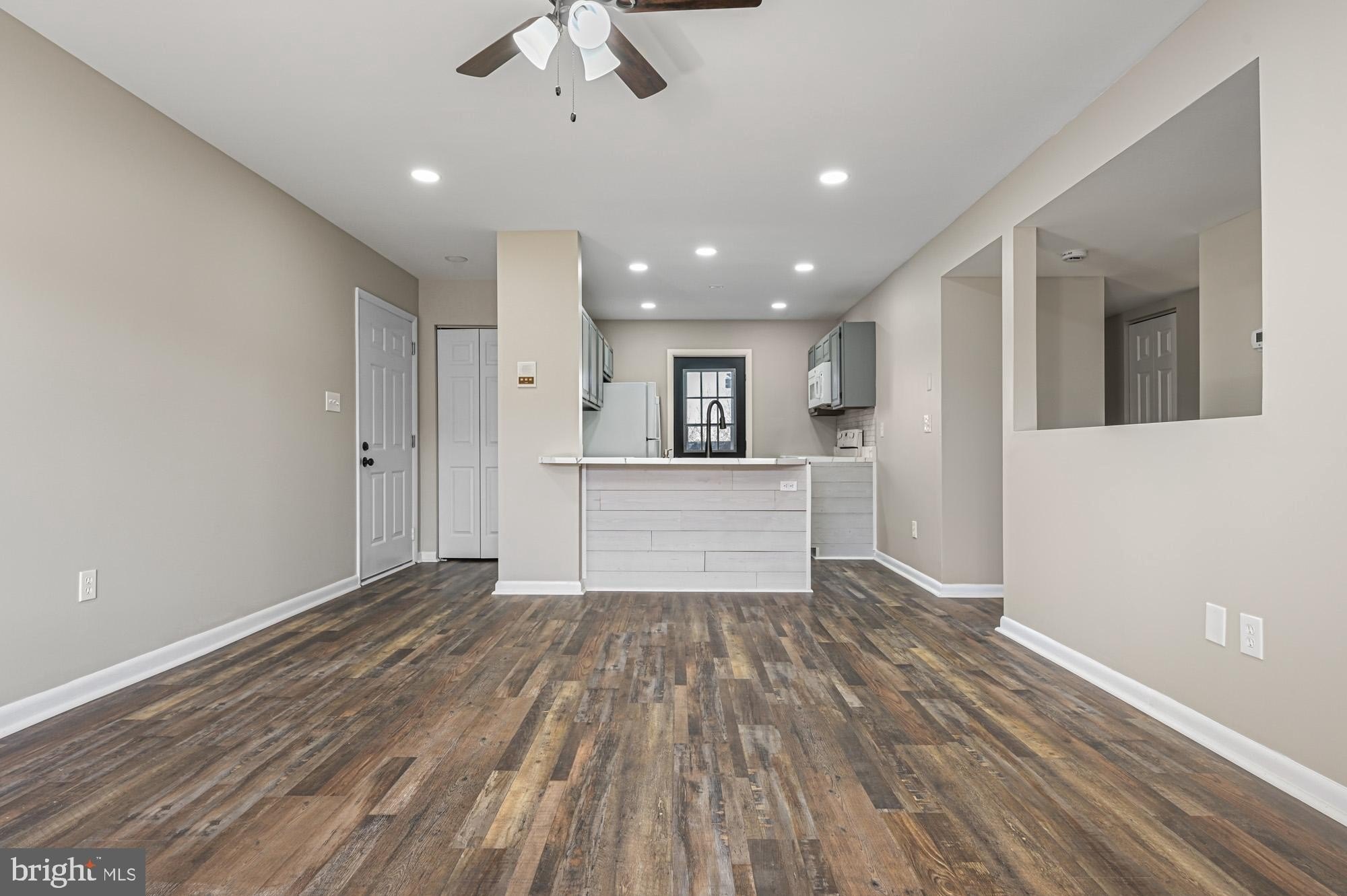 102 N Caroline Pl #201 – photo 4