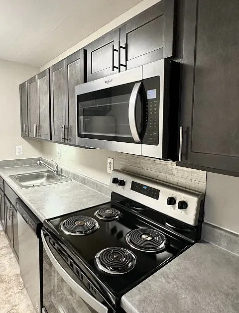 Hidden Village Apartments – photo 2