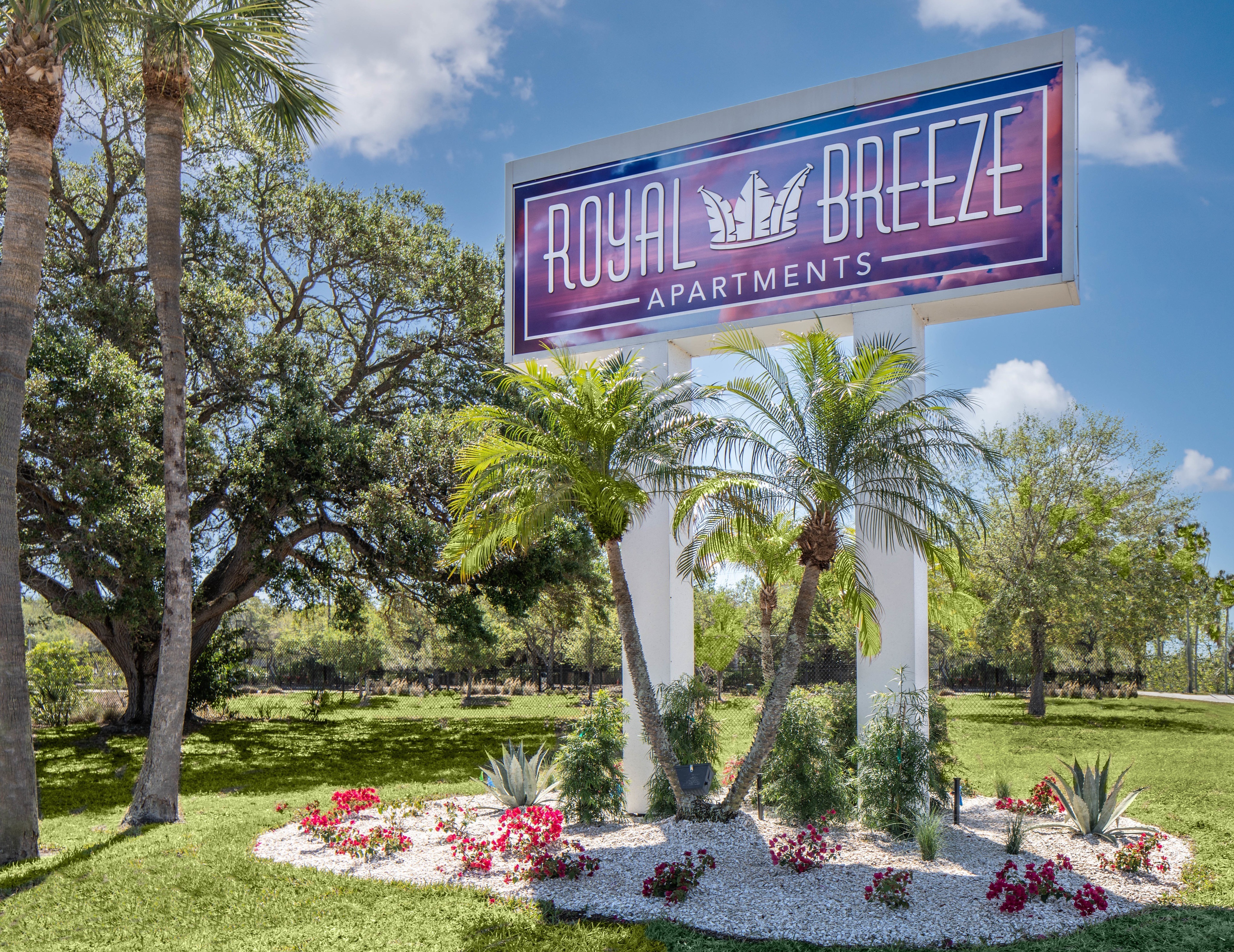 Royal Breeze Apartments – photo 1