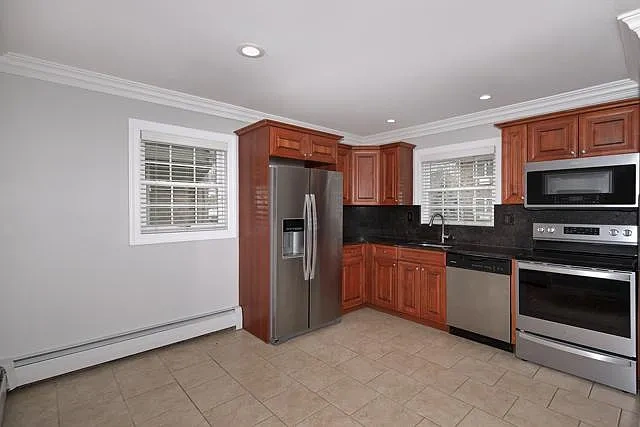 Fairfield Townhouses at Babylon Village – photo 1