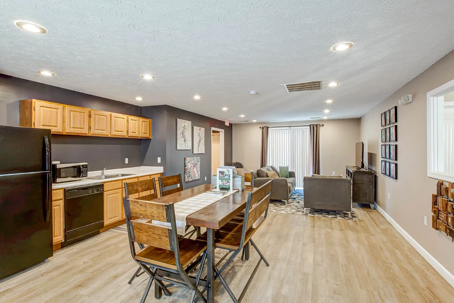 Prairie Green Apartment Homes – photo 1