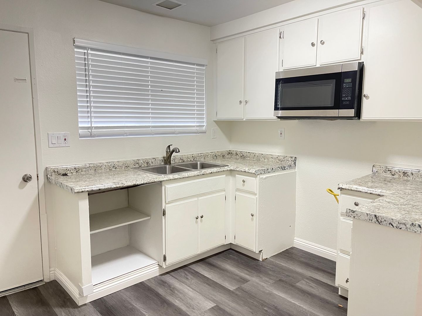 600 E Lugonia Ave unit C – photo 1