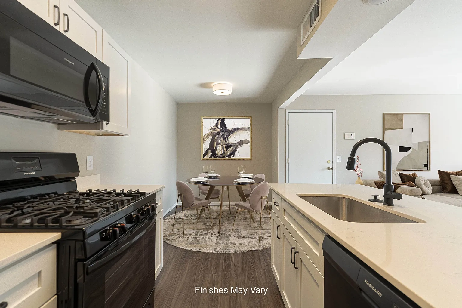 Bristol Square and Golden Gate Apartments – photo 5
