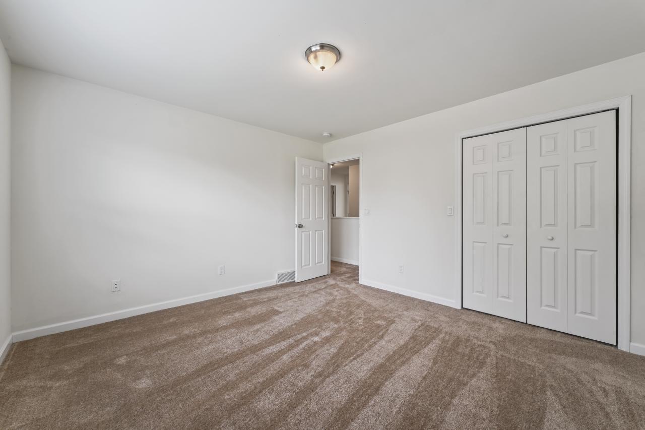 48 Plank Rd unit B – photo 2