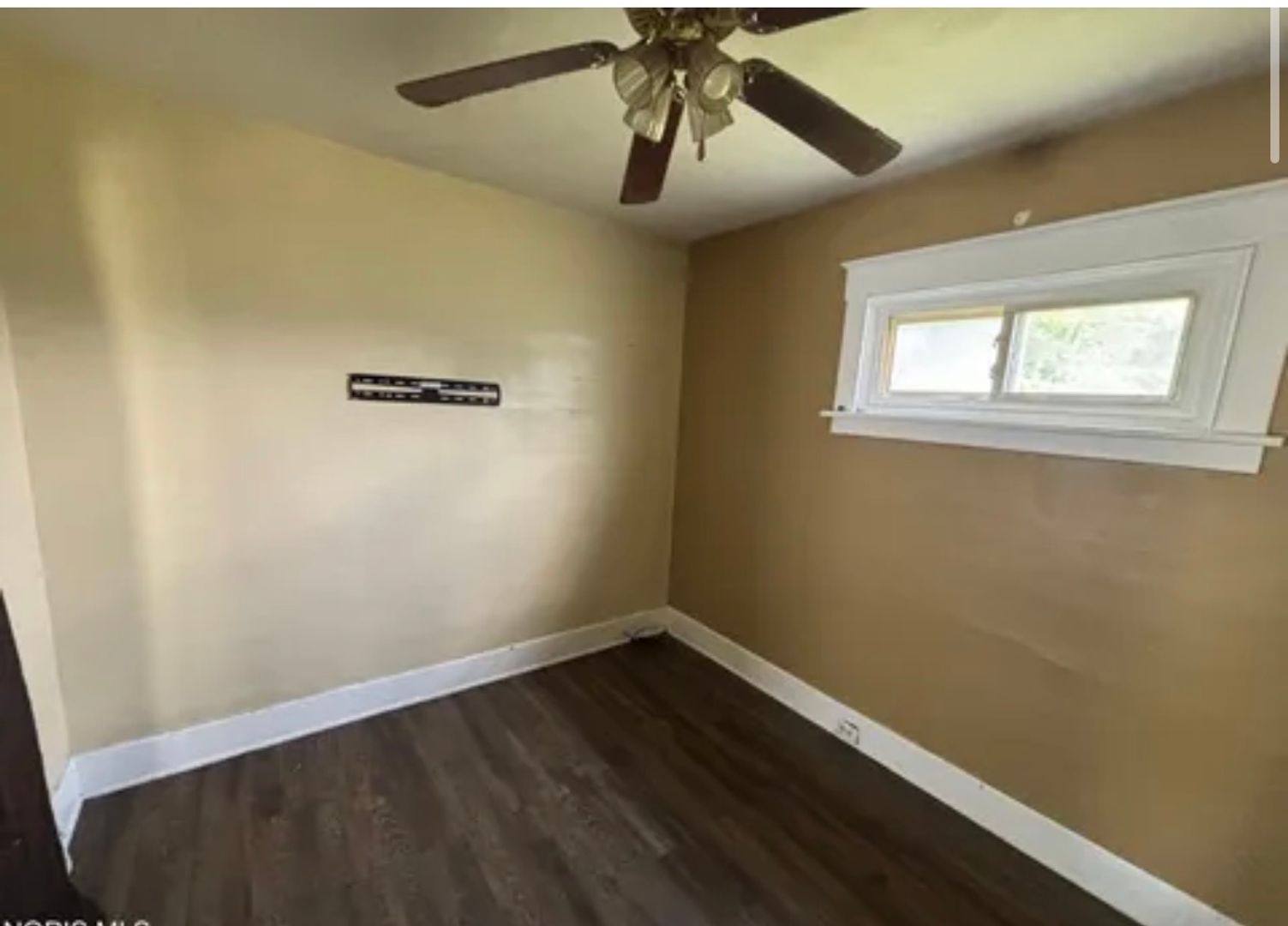 2020 Hawthorne St – photo 3