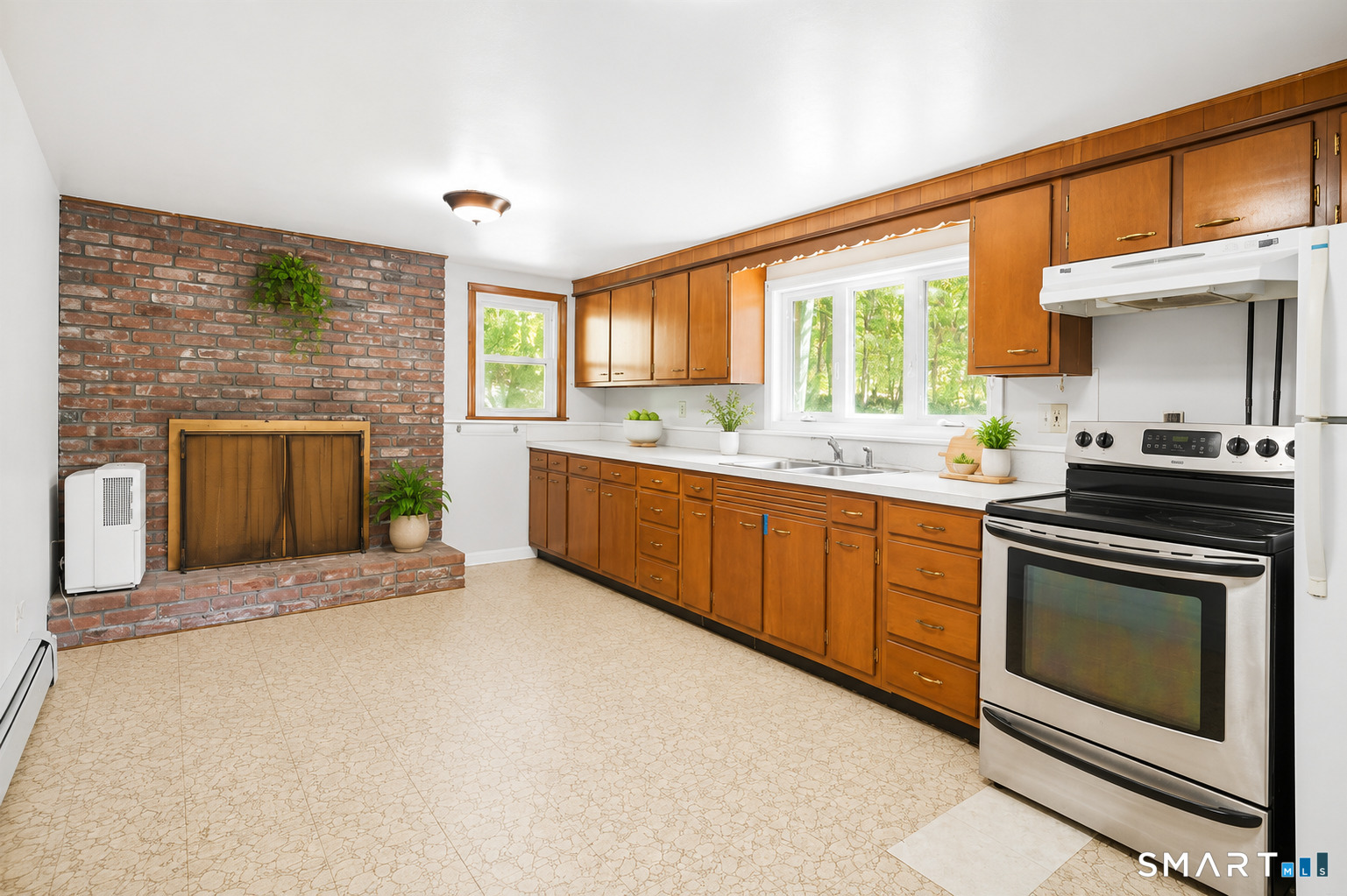 677 Woodtick Rd – photo 5
