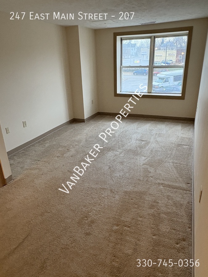 247 E Main St – photo 3