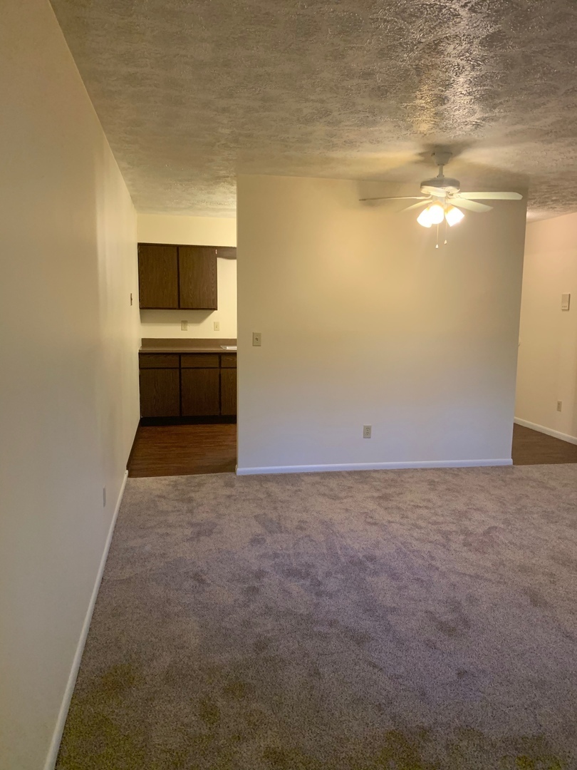 293 Maplewood Dr unit 293-301 – photo 5