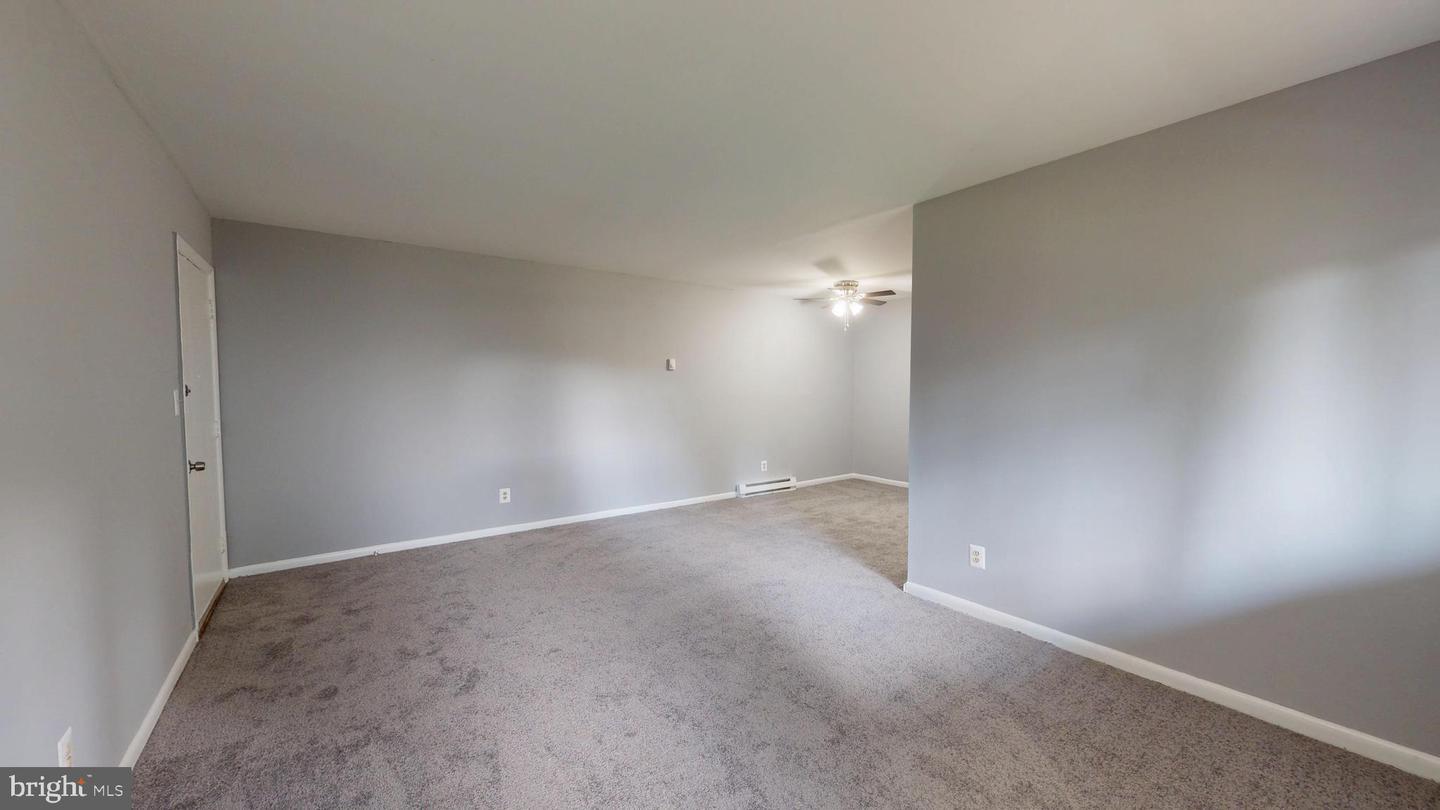 3905 Parkview Ave unit 24 – photo 3
