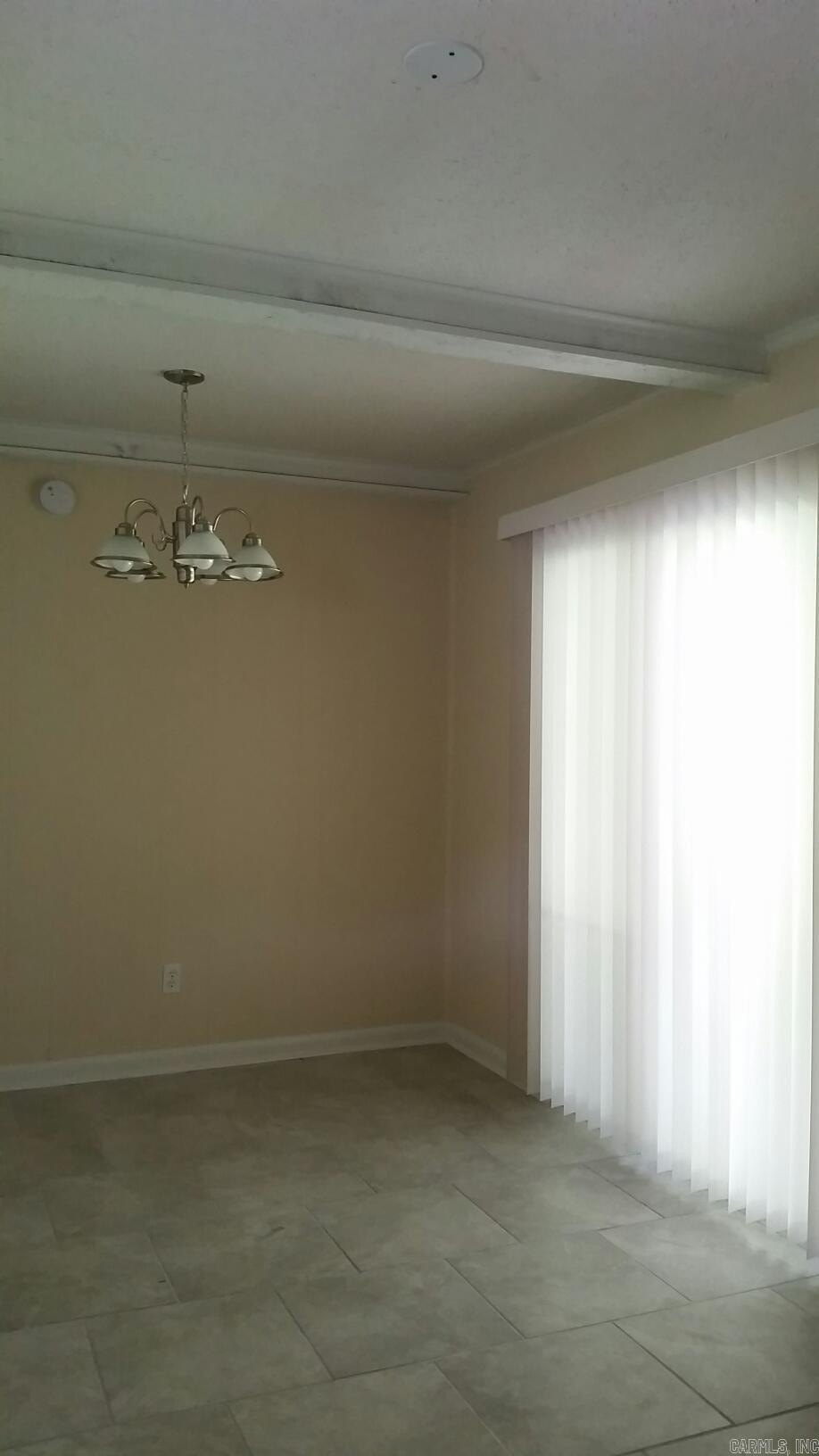 7400 Denise Dr – photo 3