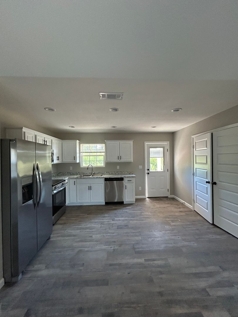 140 Annie Mae Dr – photo 3