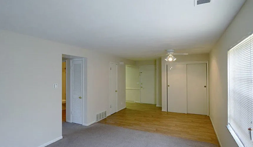 Alexander Hamilton Plaza Apartments – photo 3