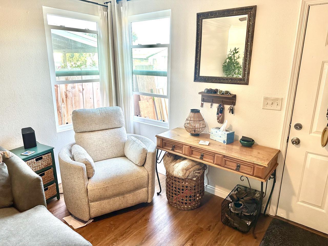 337 30th St – photo 4