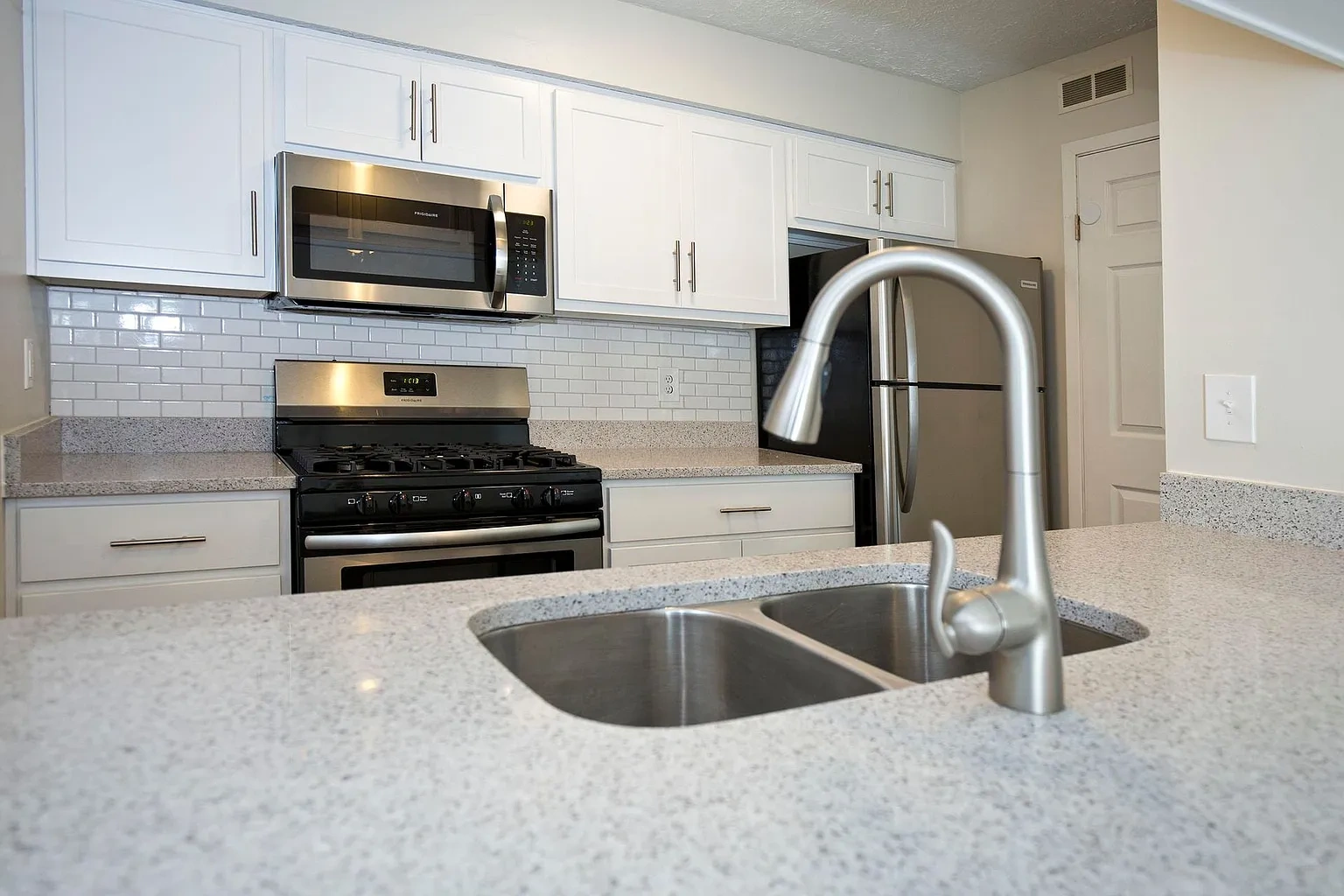 Park Club Townhomes – photo 2