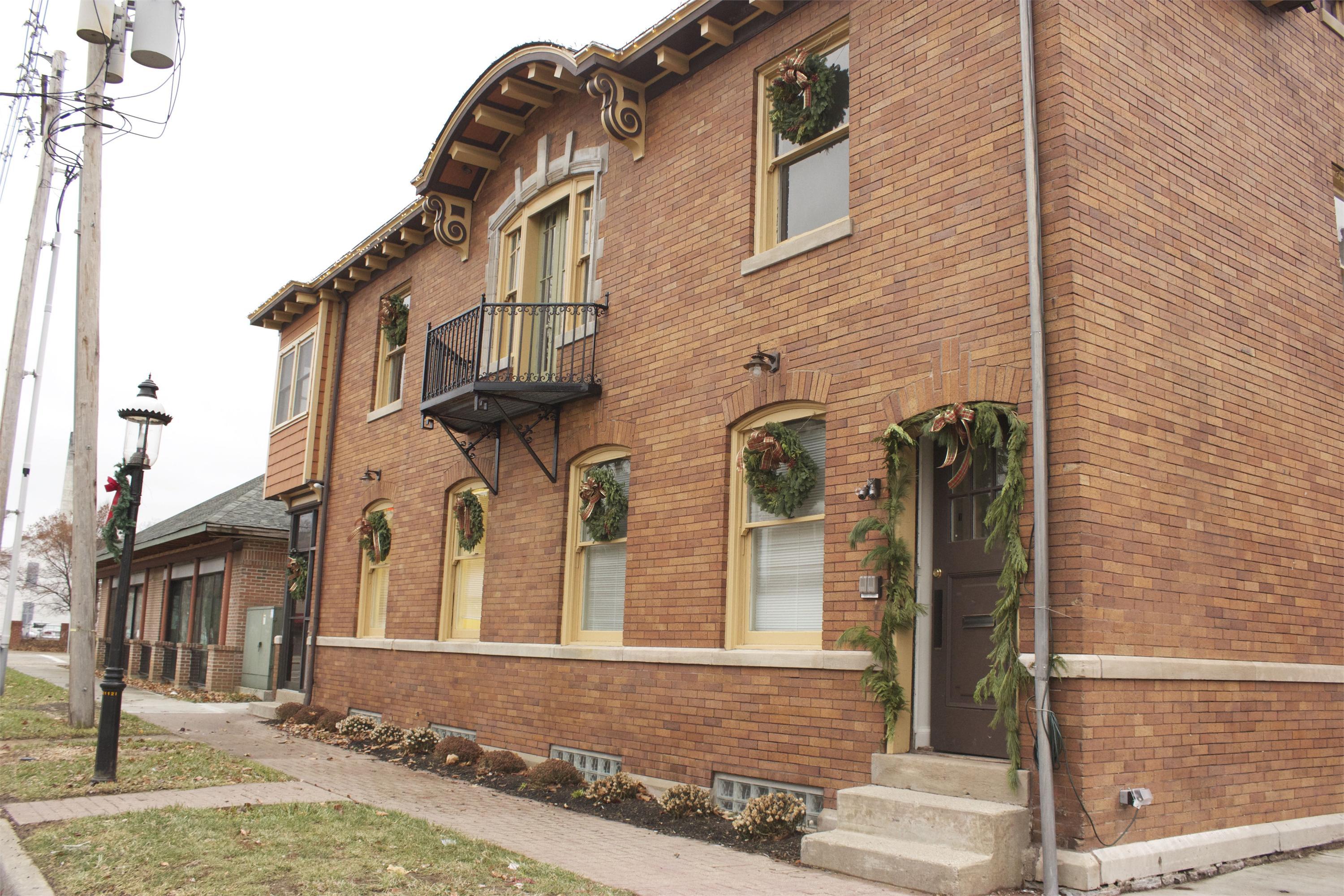 235 Buckeye St unit 1 – photo 1