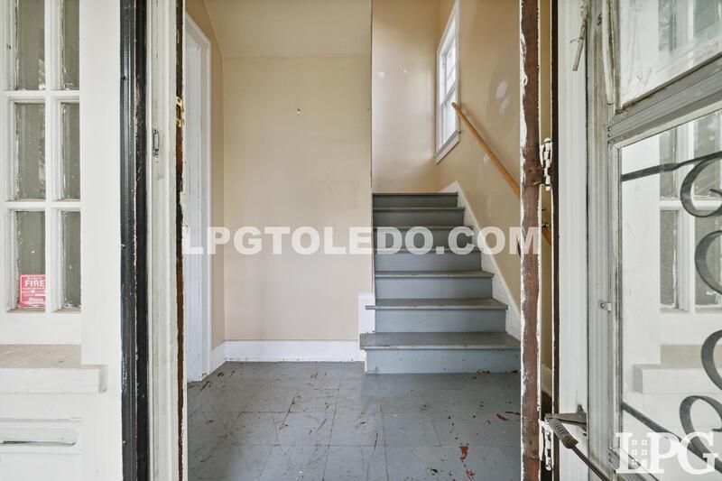 2030 Wyndhurst Rd – photo 2