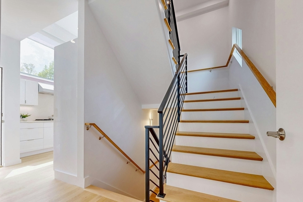 213 Third St – photo 5