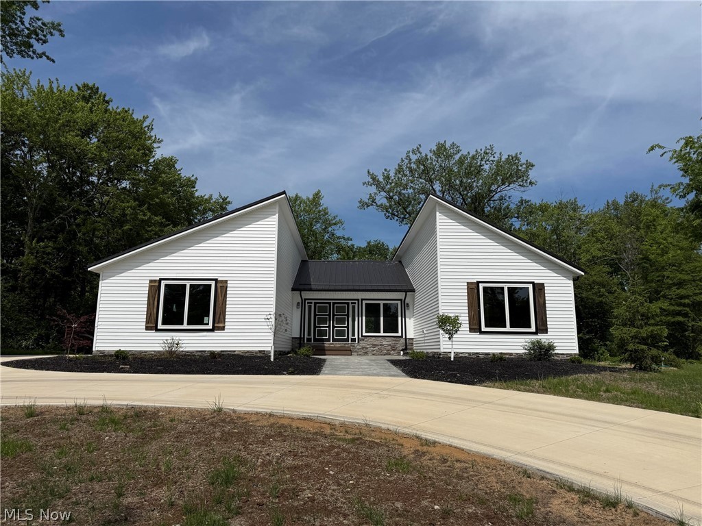 3940 Ellendale Rd – photo 1