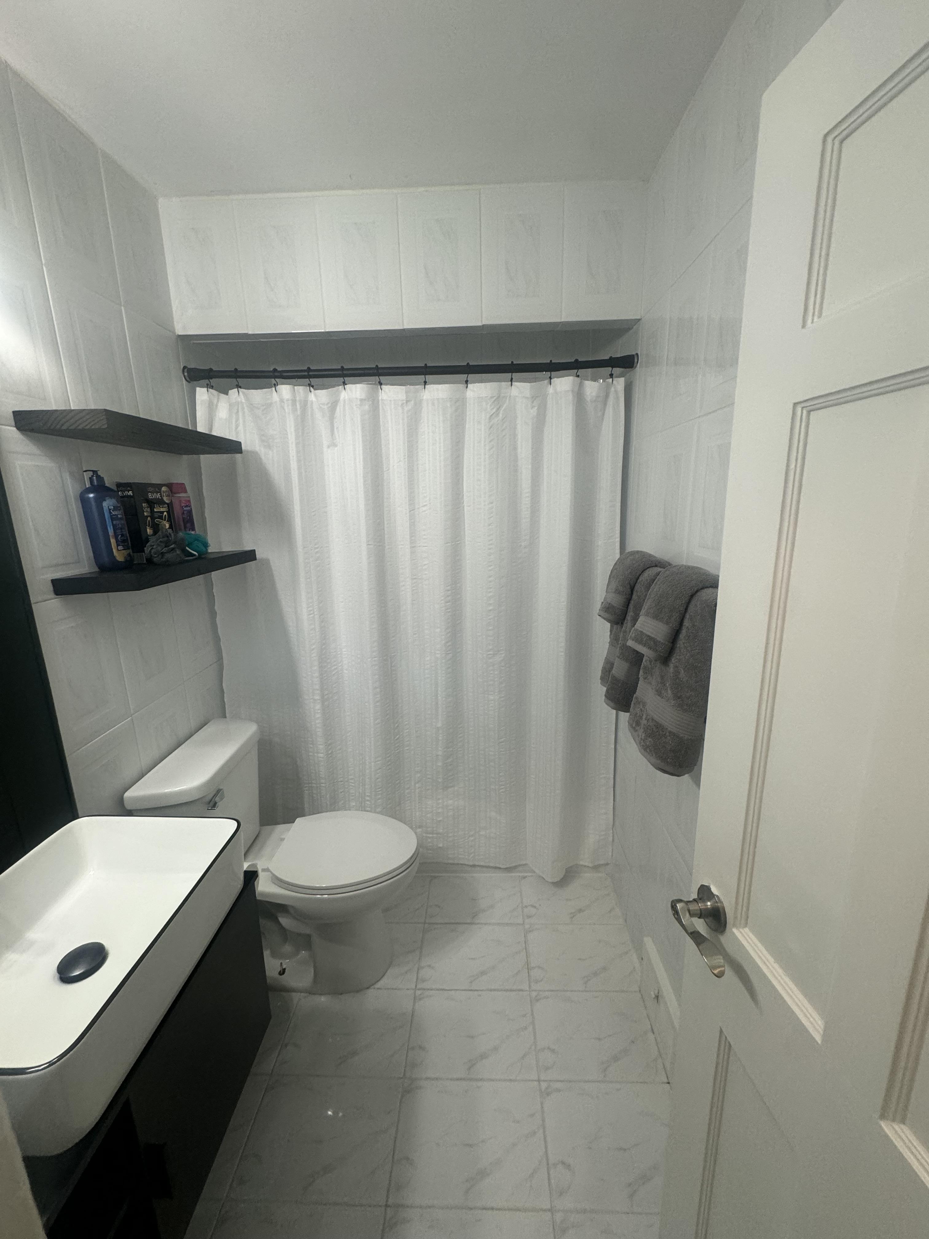 3355 Warren Rd unit Up – photo 4